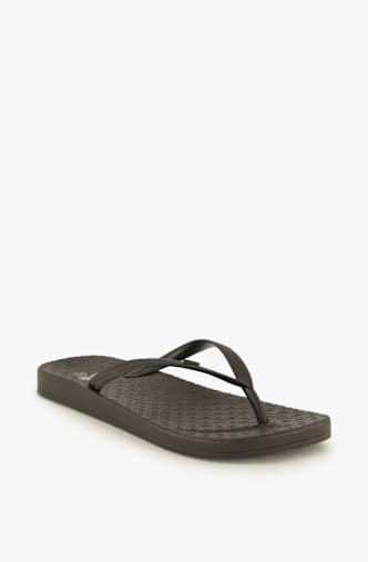 BEACH MOUNTAIN Rubberized infradito donna Nero