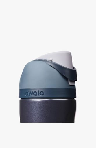 owala FreeSip® 473 ml Trinkflasche Blau