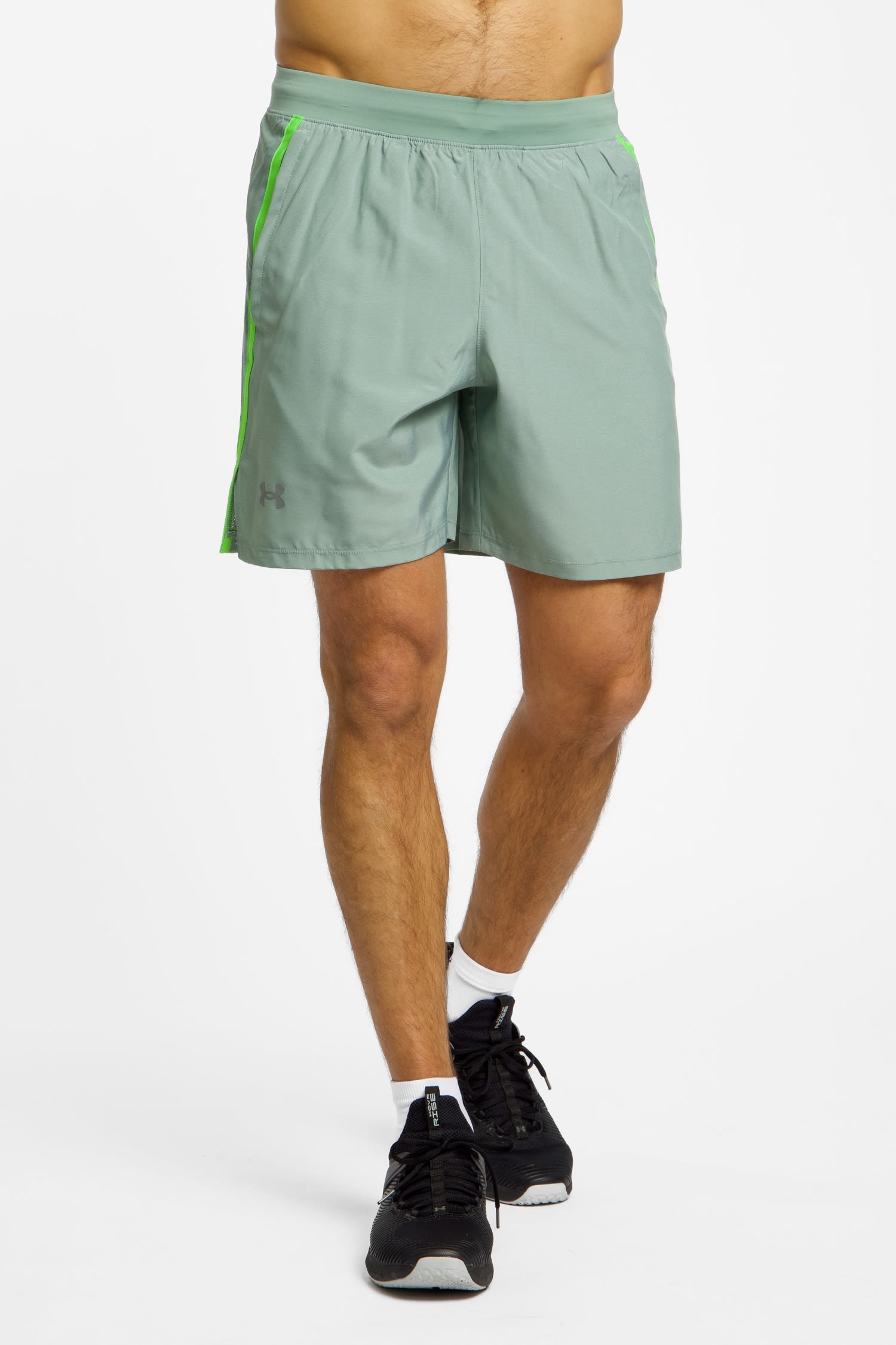 UA Launch 7 Inch Herren Short