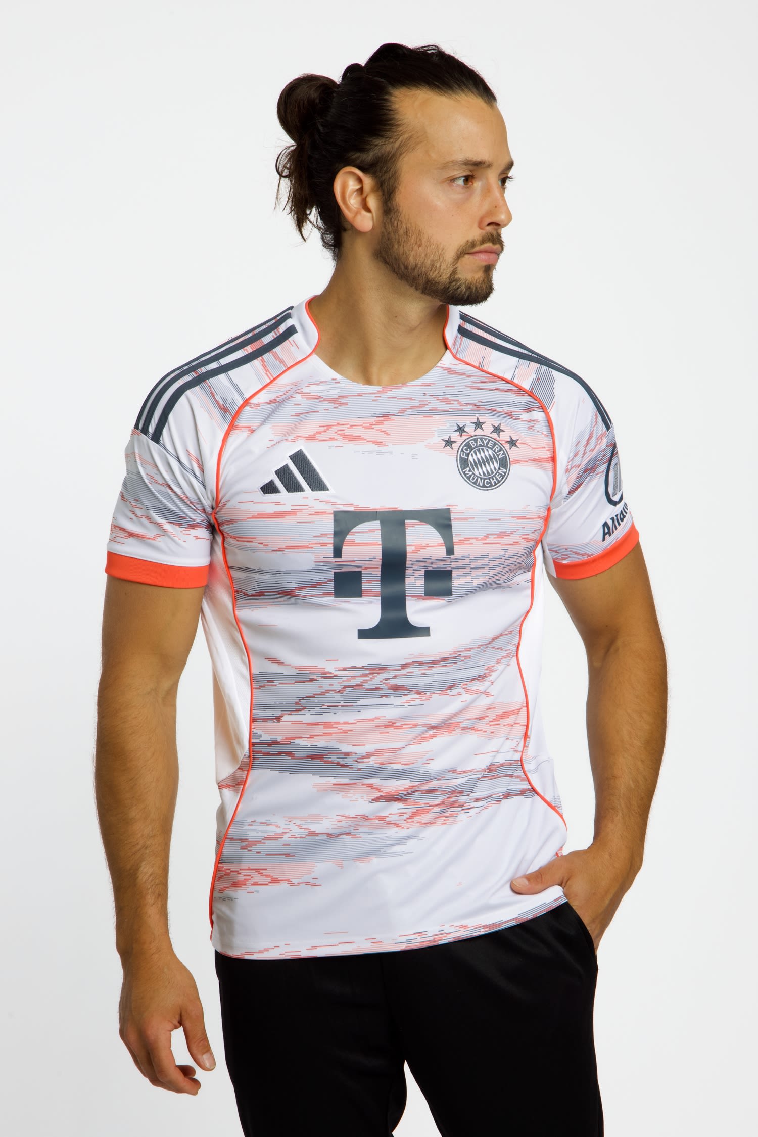 FC Bayern München Away Replica Herren Fussballtrikot 25/26