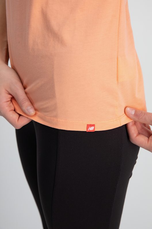 New Balance Essentials Stacked Logo Damen T-Shirt