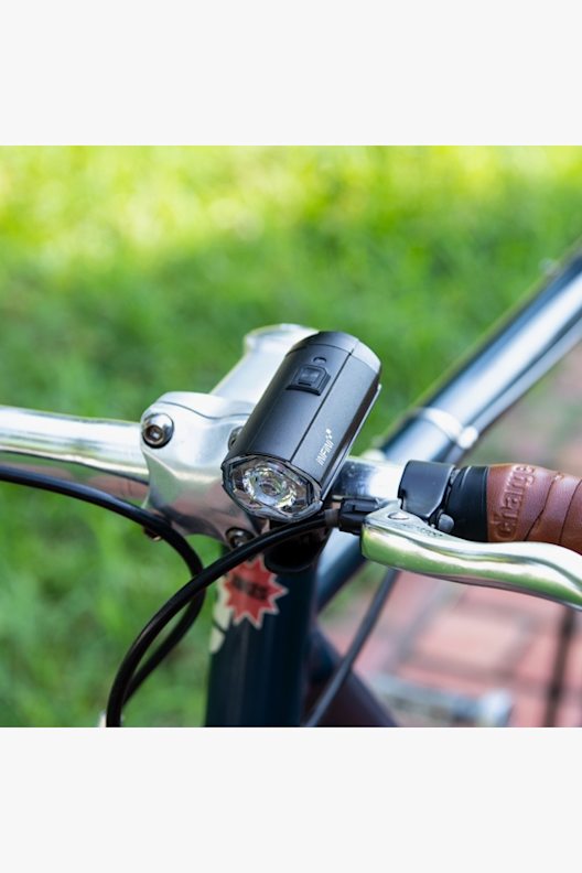 Infini Tron 500 phare avant