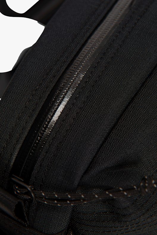 PEAK PERFORMANCE X. Bum 4 L sac banane