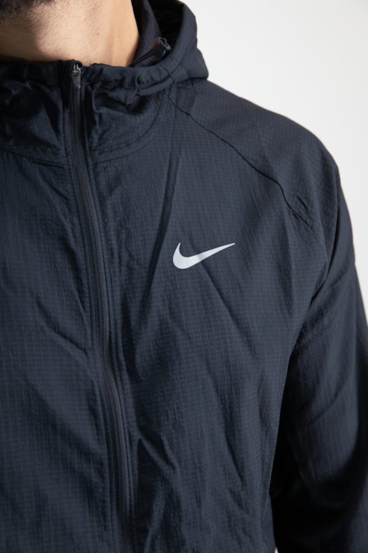Nike Essential Herren Laufjacke