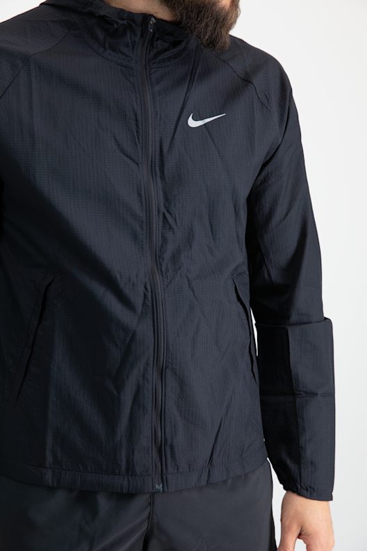 Nike Essential Herren Laufjacke