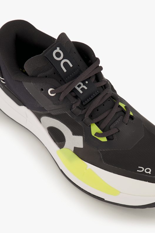 ON The Roger Pro 2 Clay Herren Tennisschuh in schwarz-weiß kaufen