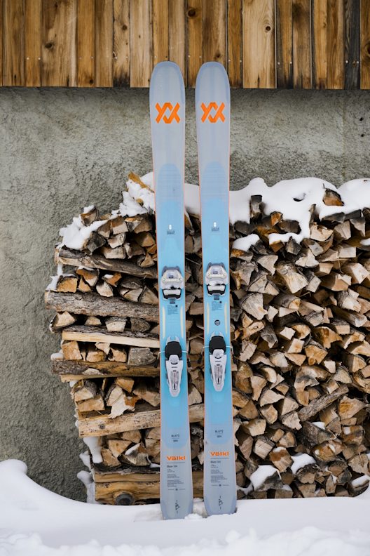 Volkl Blaze 104 179cm 24/25 フォルクル スキー Voelkl Blaze 104 Ski 24/25 in blau-grau kaufen | ochsnersport.ch