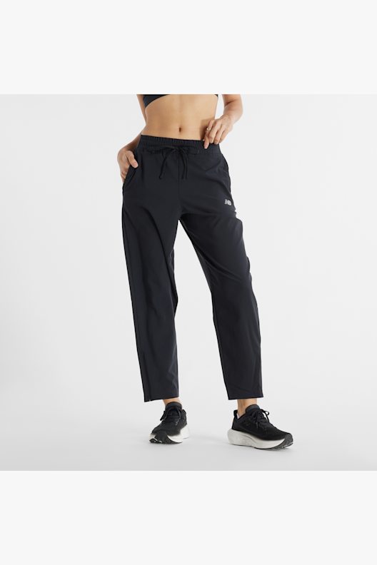 New Balance Sport Essentials Performance Woven Damen Laufhose in